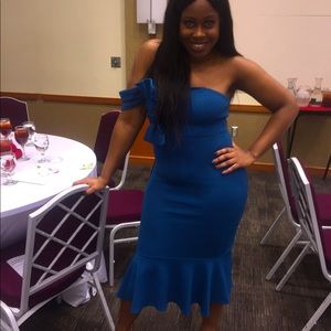 ASOS Crepe midi dress. Good quality. flattering.